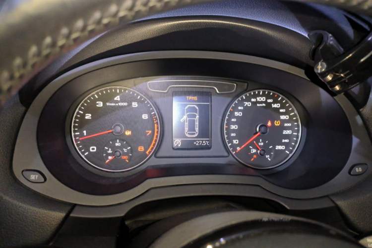 Used Audi Q3 2015 30 TFSI Comfort Model Instrument Cluster