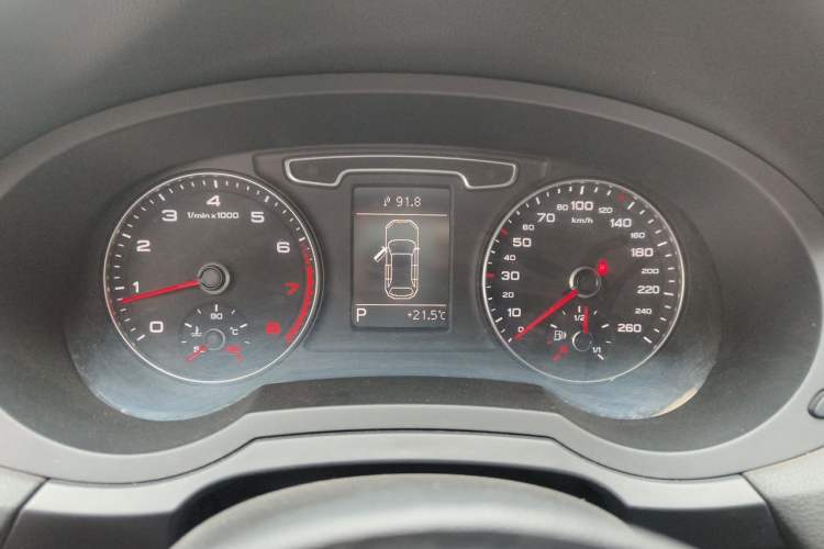 Used Audi Q3 2015 30 TFSI Comfort Model Instrument Cluster