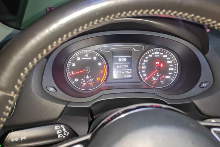 Used Audi Q3 2015 35 TFSI Comfort Model Instrument Cluster