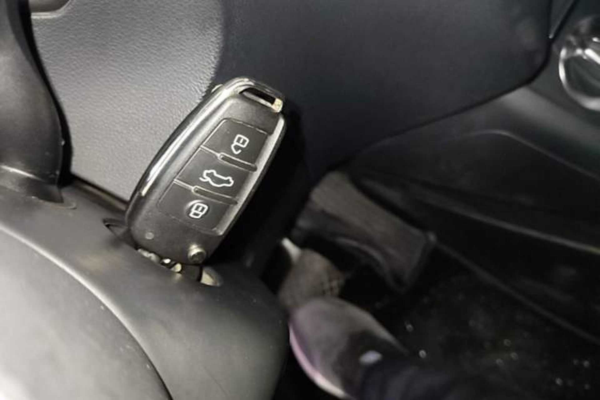 Used Audi Q3 2015 30 TFSI Ambition Edition Interior 1