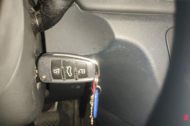 Used Audi Q3 2015 35 TFSI Comfort Model Interior 1