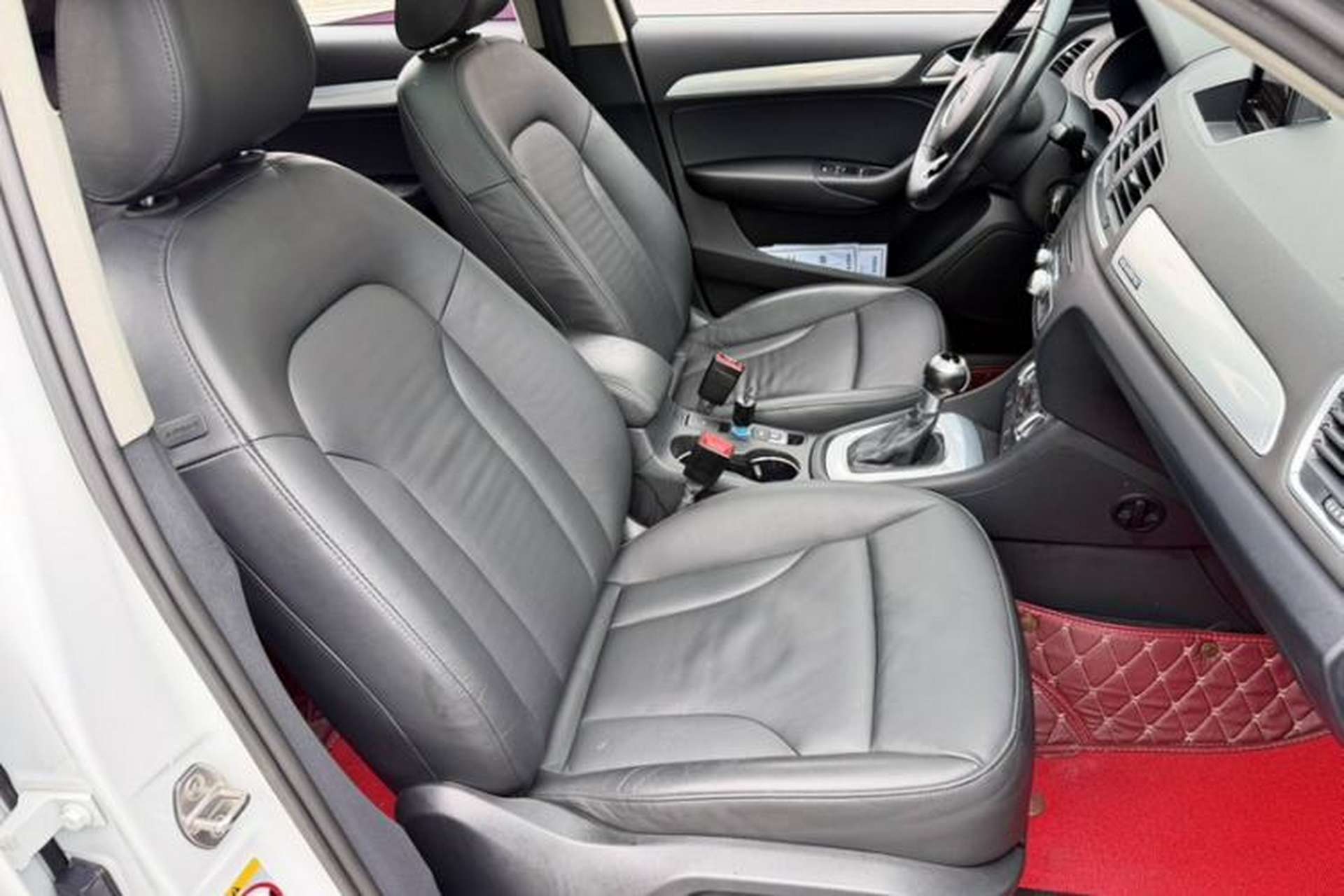 Used Audi Q3 2015 35 TFSI quattro Millionth Anniversary Edition Interior 2