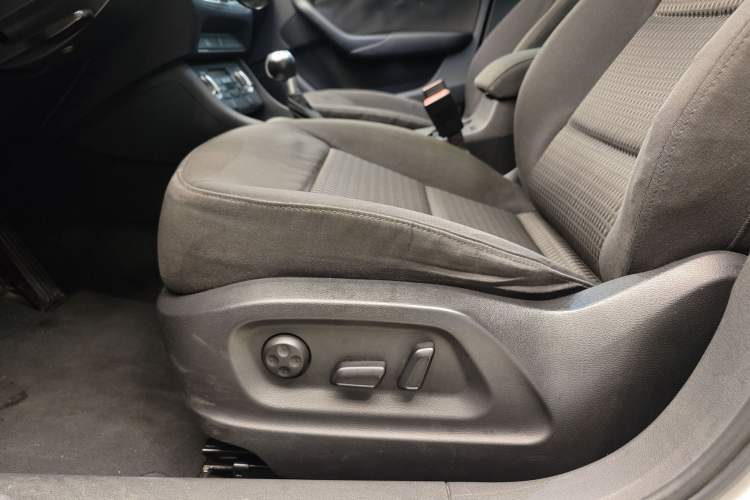 Used Audi Q3 2015 35 TFSI Millionth Anniversary Intelligent Edition Interior 4