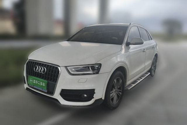 Audi Q3 2015 35 TFSI Comfort Model с пробегом