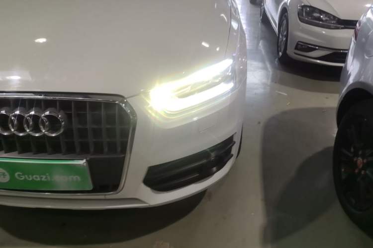 Used Audi Q3 2015 35 TFSI quattro Technology Edition Left Front Headlight