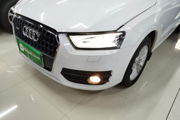 Used Audi Q3 2015 35 TFSI quattro Technology Edition Left Front Headlight