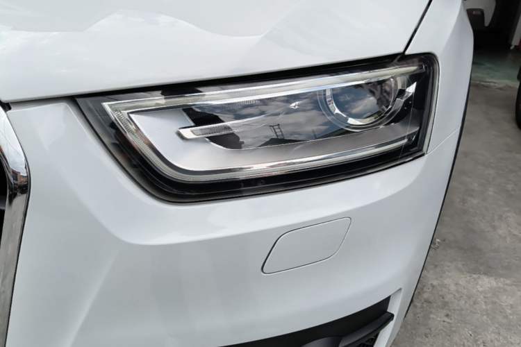 Used Audi Q3 2015 35 TFSI Millionth Anniversary Intelligent Edition Left Front Headlight