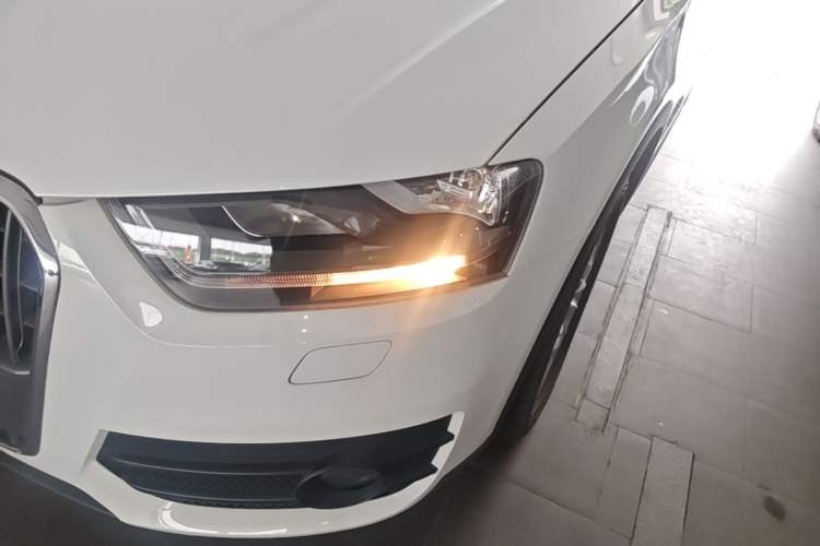Used Audi Q3 2015 35 TFSI Millionth Anniversary Intelligent Edition Left Front Headlight
