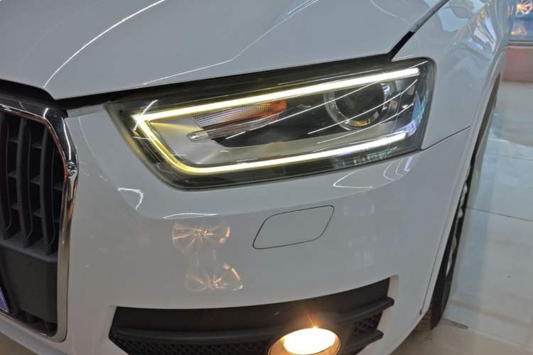 Used Audi Q3 2015 35 TFSI quattro Technology Edition Left Front Headlight