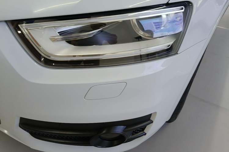 Used Audi Q3 2015 35 TFSI Ambition Edition Left Front Headlight