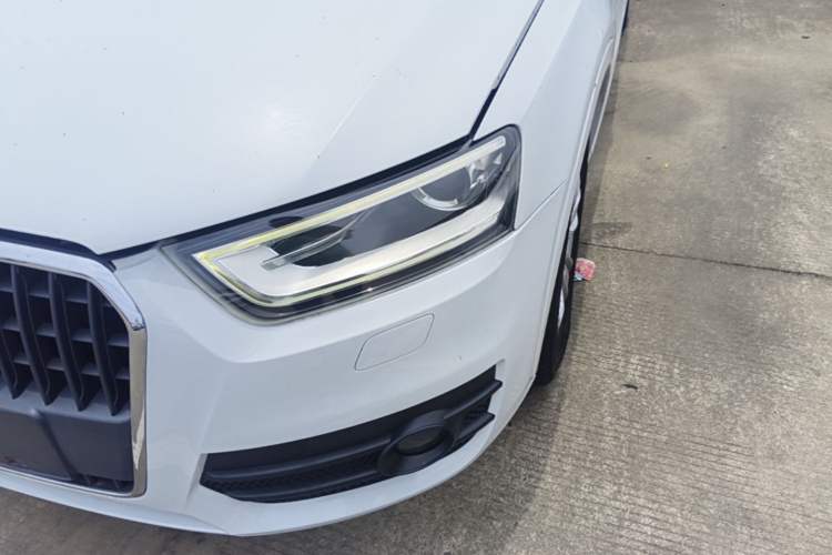 Used Audi Q3 2015 30 TFSI Comfort Model Left Front Headlight