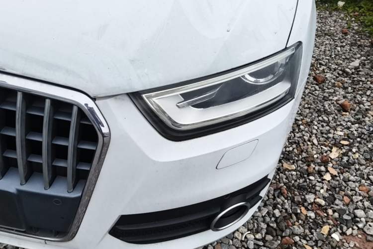 Used Audi Q3 2015 35 TFSI quattro Technology Edition Left Front Headlight