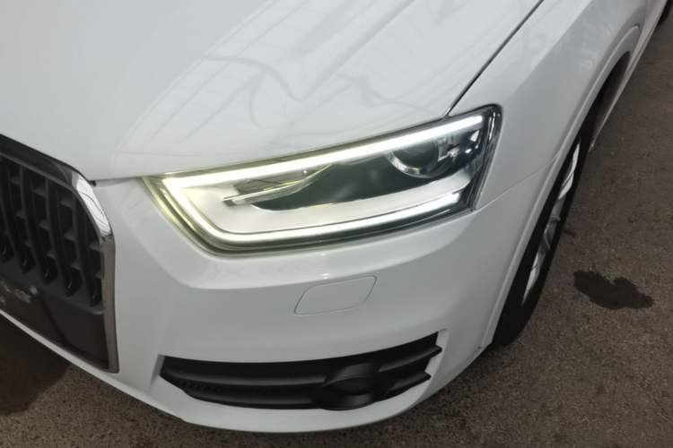 Used Audi Q3 2015 35 TFSI quattro Technology Edition Left Front Headlight