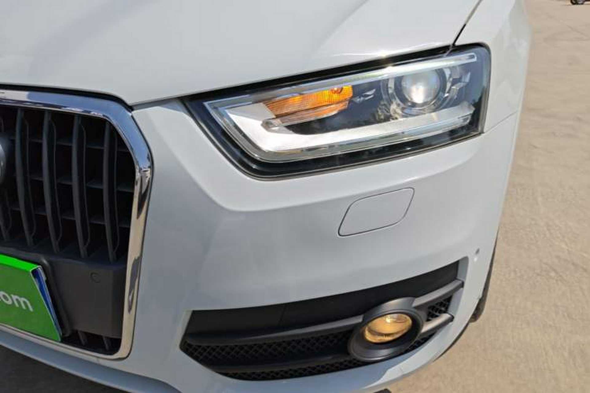 Used Audi Q3 2015 35 TFSI quattro Millionth Anniversary Enjoyment Model Left Front Headlight
