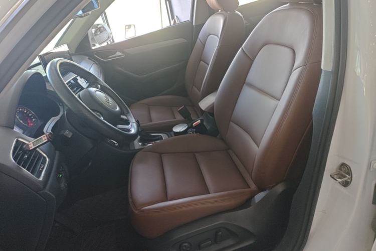 Used Audi Q3 2015 30 TFSI Ambition Edition Left Front Seat