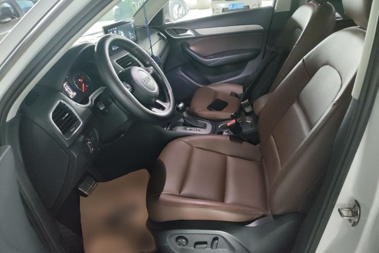 Used Audi Q3 2015 30 TFSI Ambition Edition Left Front Seat