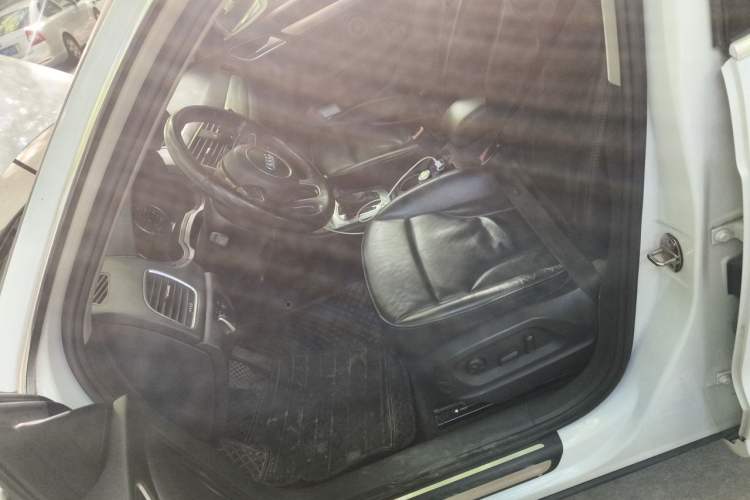 Used Audi Q3 2015 35 TFSI Comfort Model Left Front Seat