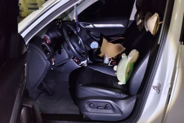 Used Audi Q3 2015 35 TFSI quattro Technology Edition Left Front Seat