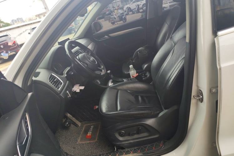 Used Audi Q3 2015 35 TFSI Comfort Model Left Front Seat
