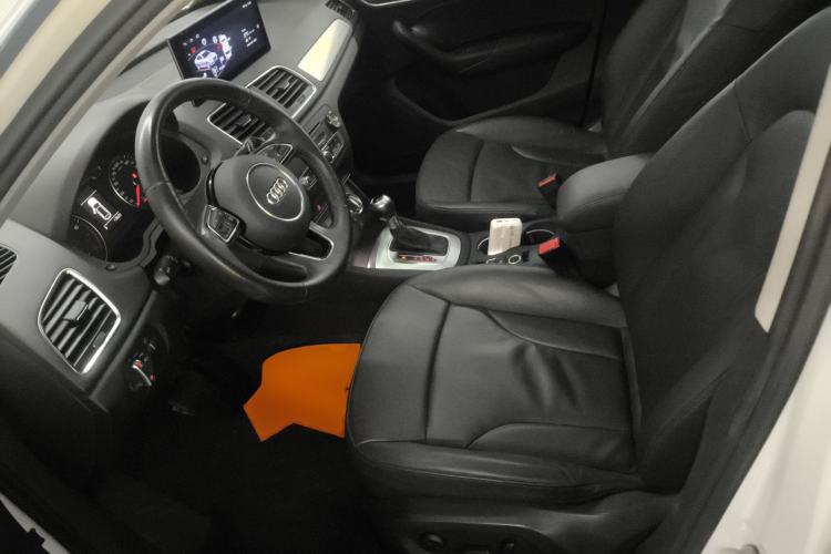 Used Audi Q3 2015 30 TFSI Comfort Model Left Front Seat