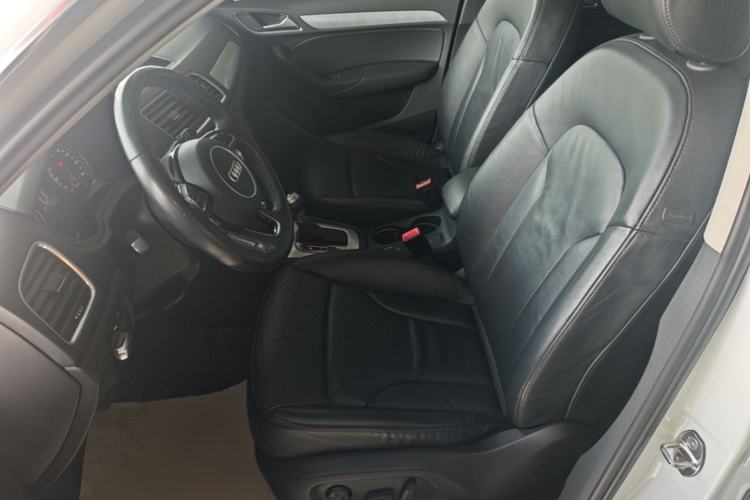 Used Audi Q3 2015 35 TFSI Comfort Model Left Front Seat