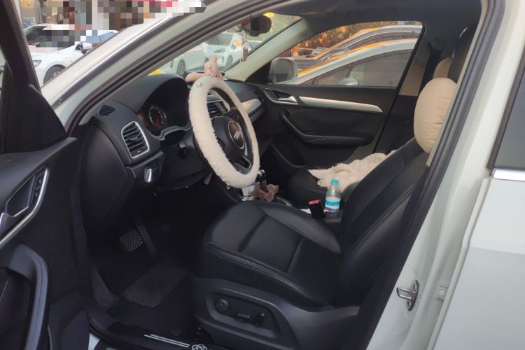 Used Audi Q3 2015 30 TFSI Comfort Model Left Front Seat