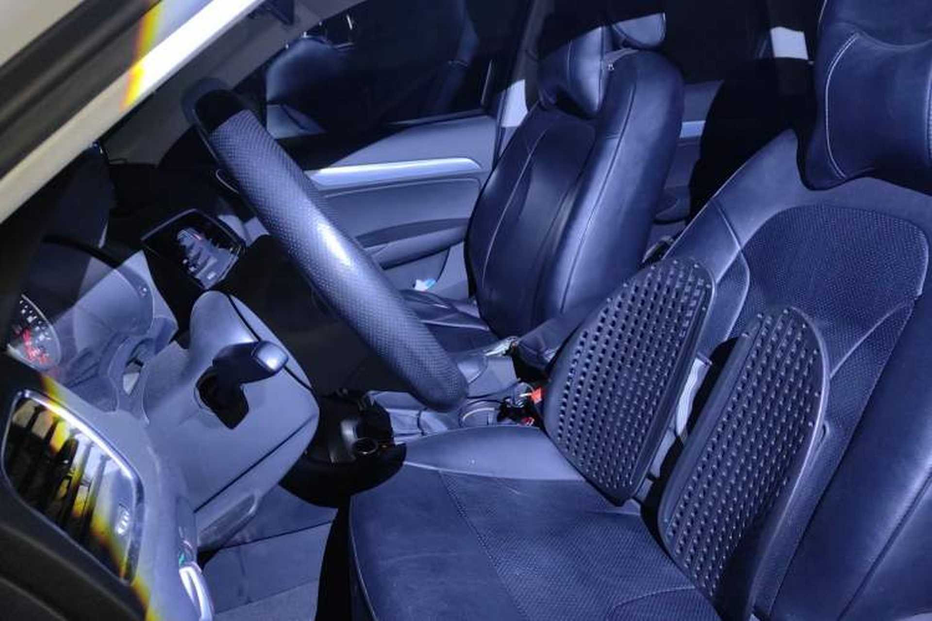 Used Audi Q3 2015 35 TFSI Ambition Edition Left Front Seat