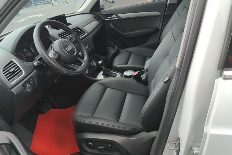 Used Audi Q3 2015 30 TFSI Ambition Edition Left Front Seat