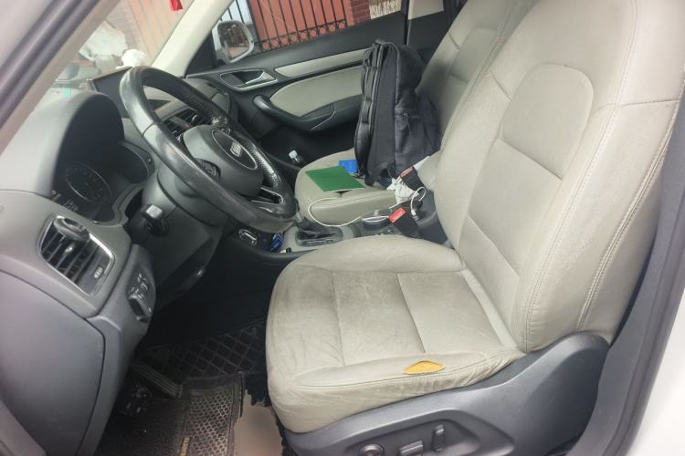 Used Audi Q3 2015 30 TFSI Ambition Edition Left Front Seat