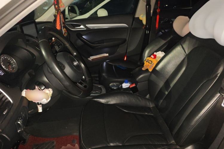 Used Audi Q3 2015 35 TFSI Ambition Edition Left Front Seat