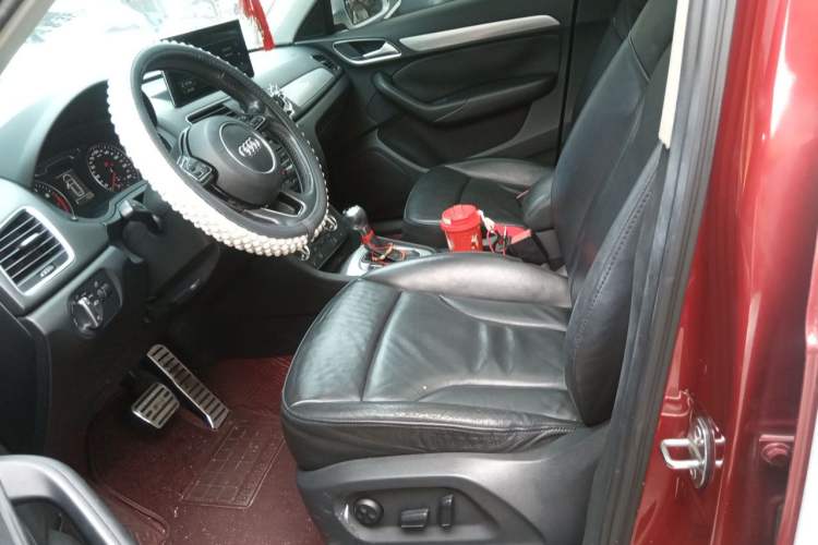Used Audi Q3 2015 35 TFSI Comfort Model Left Front Seat