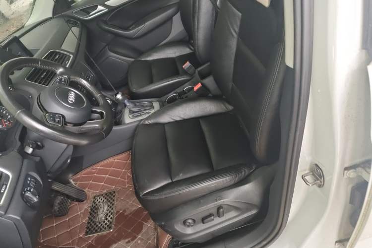Used Audi Q3 2015 35 TFSI Millionth Anniversary Intelligent Edition Left Front Seat