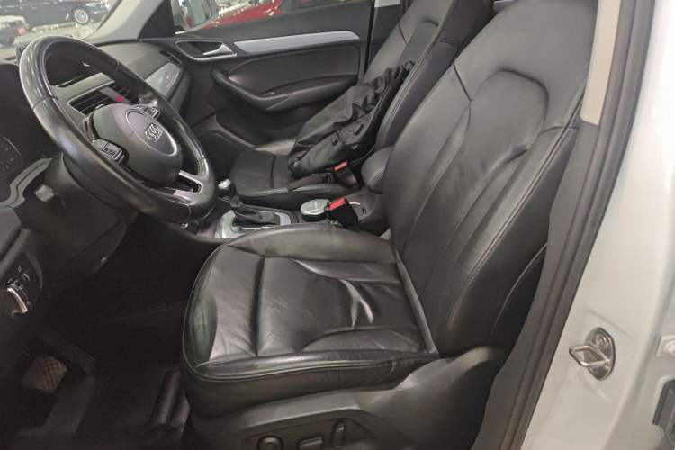 Used Audi Q3 2015 30 TFSI Comfort Model Left Front Seat