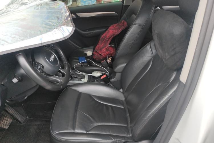 Used Audi Q3 2015 30 TFSI Comfort Model Left Front Seat