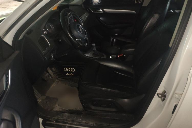 Used Audi Q3 2015 30 TFSI Ambition Edition Left Front Seat