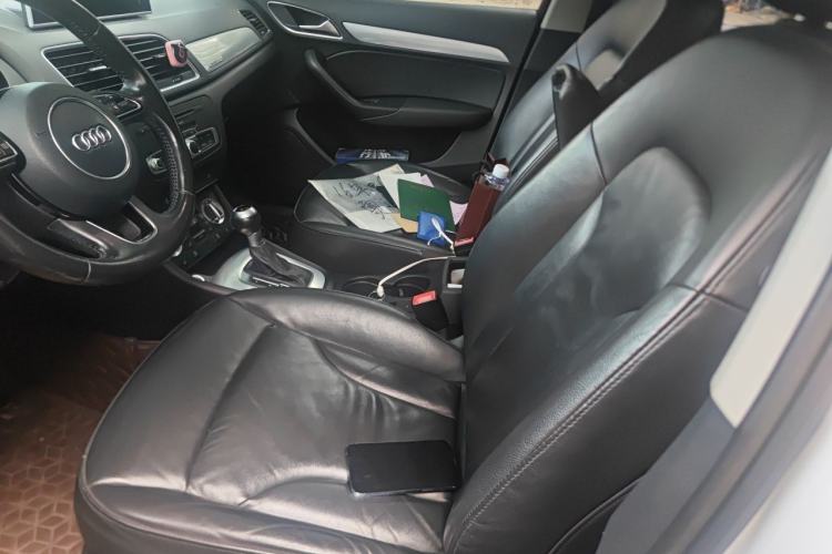 Used Audi Q3 2015 35 TFSI quattro Technology Edition Left Front Seat