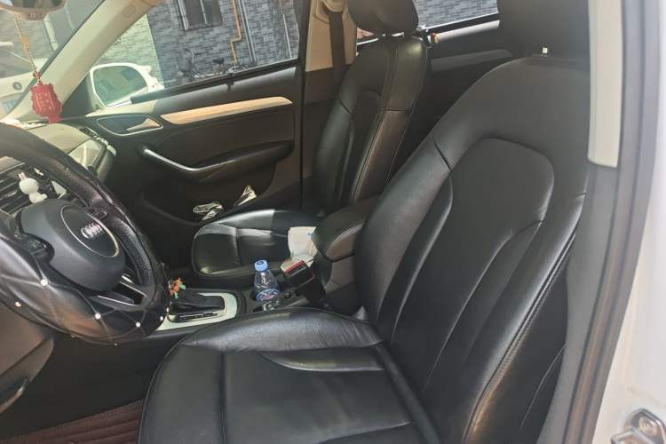Used Audi Q3 2015 35 TFSI Comfort Model Left Front Seat