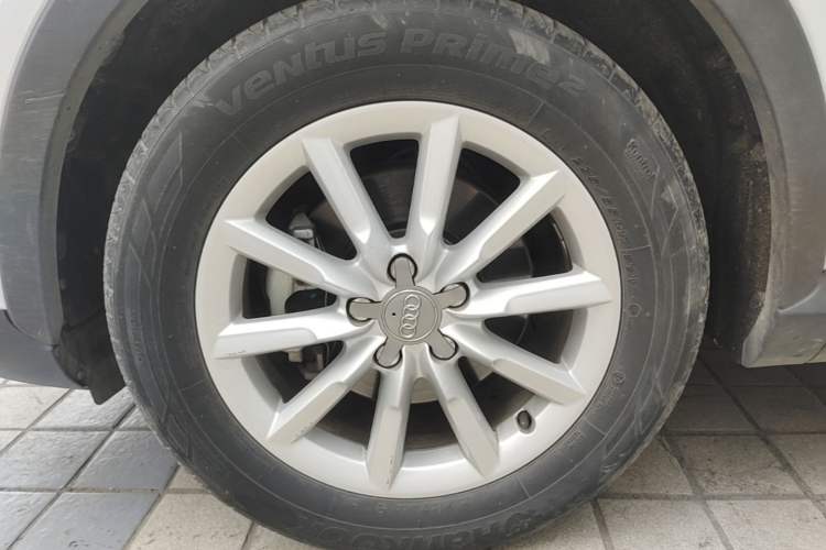 Used Audi Q3 2015 35 TFSI Ambition Edition Left Front Wheel Hub