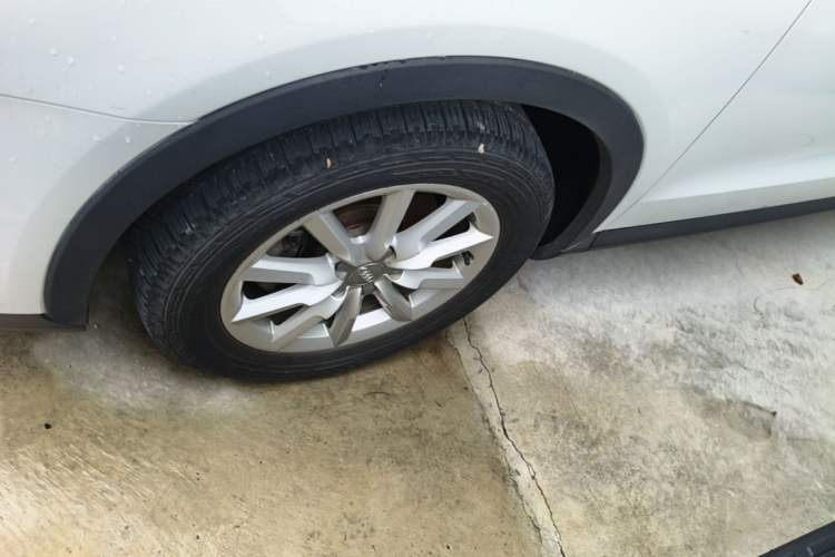 Used Audi Q3 2015 35 TFSI Millionth Anniversary Intelligent Edition Left Front Wheel Hub
