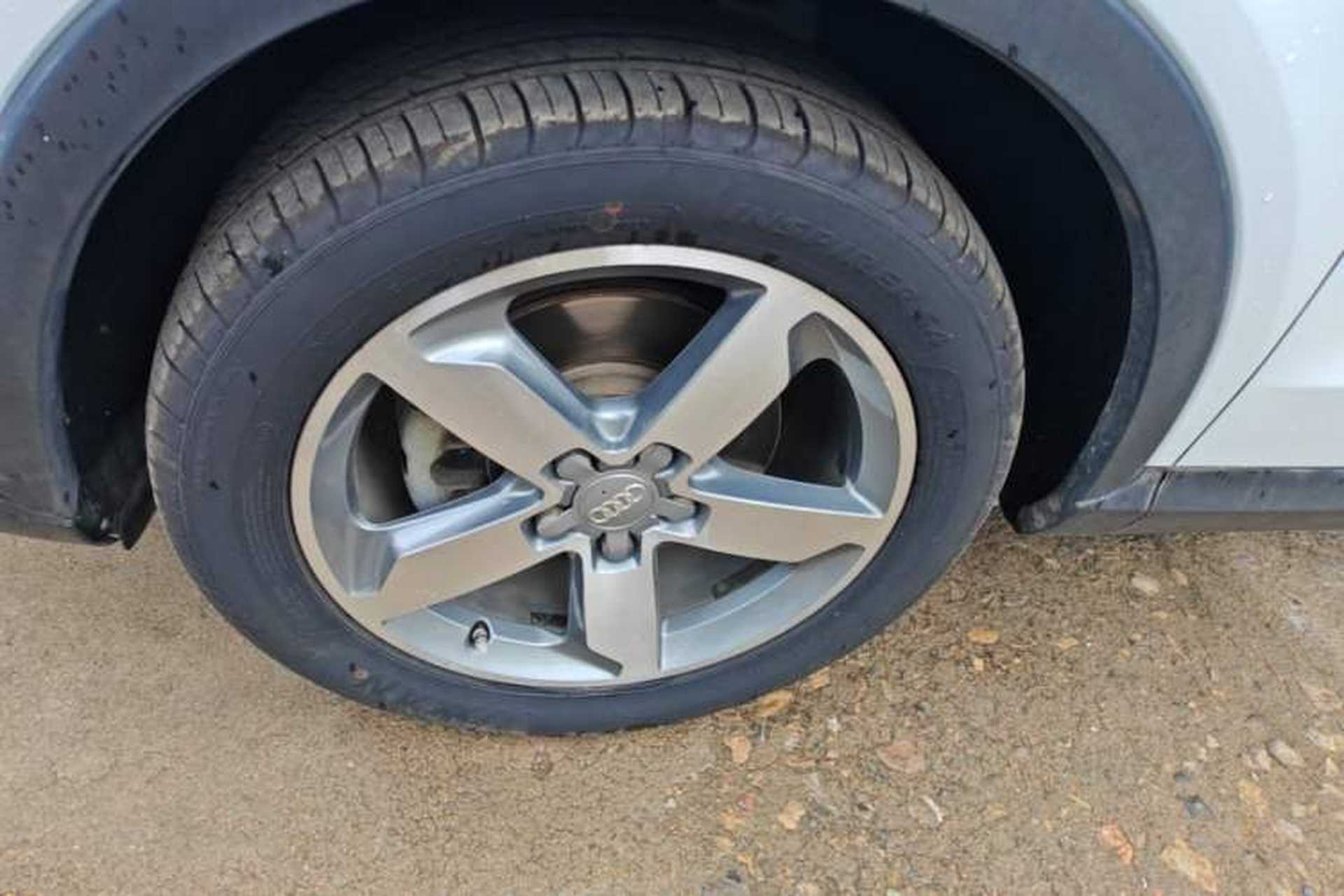 Used Audi Q3 2015 35 TFSI Ambition Edition Left Front Wheel Hub