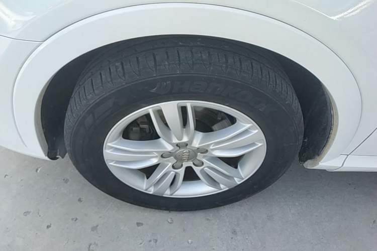 Used Audi Q3 2015 35 TFSI quattro Technology Edition Left Front Wheel Hub