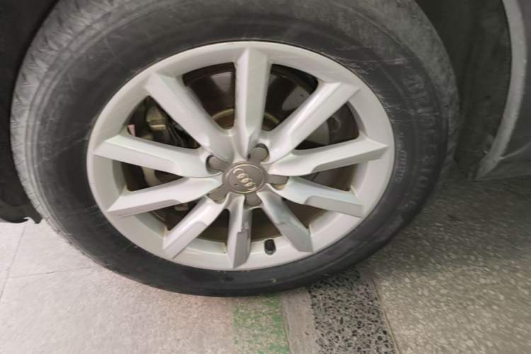 Used Audi Q3 2015 35 TFSI Ambition Edition Left Front Wheel Hub