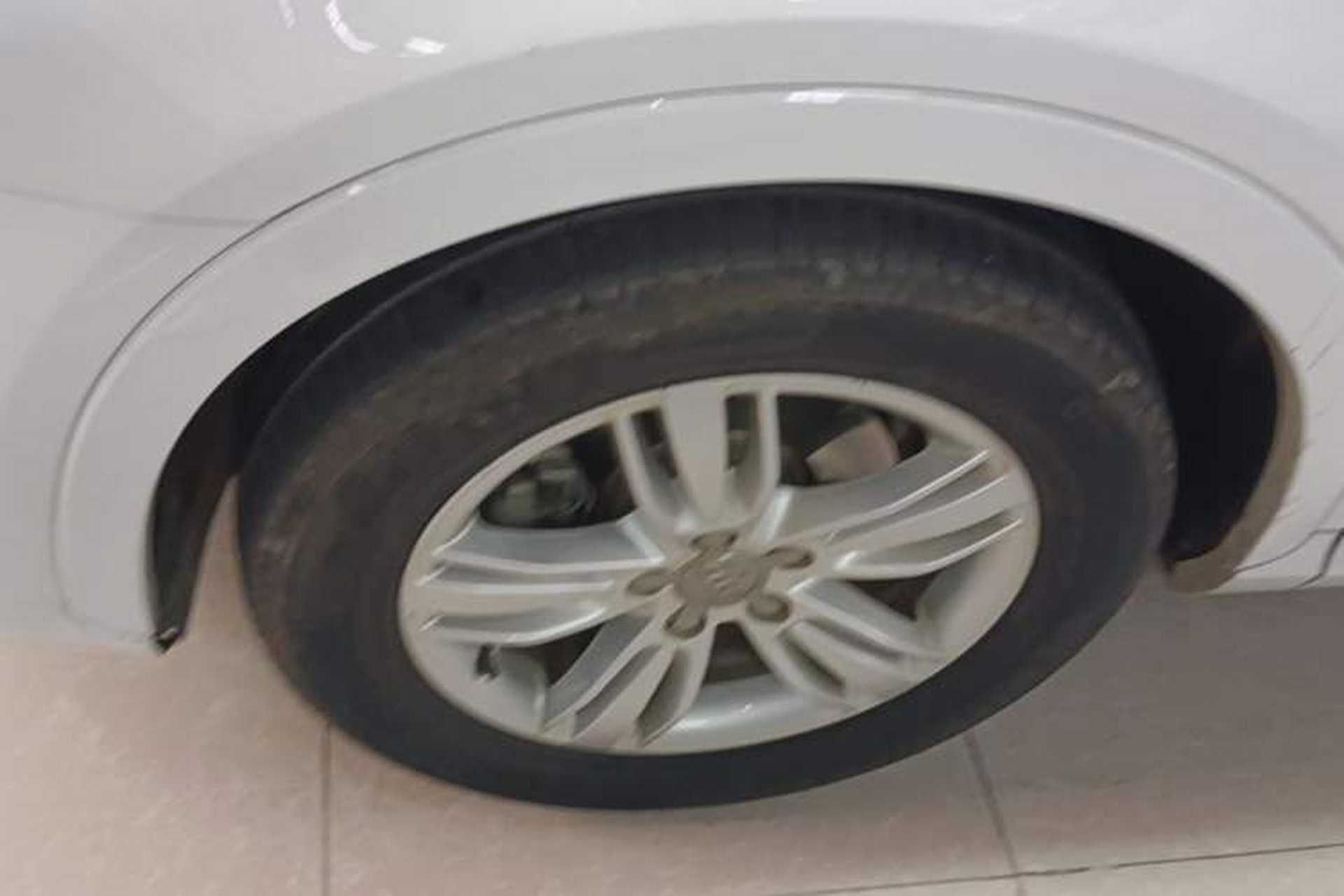 Used Audi Q3 2015 35 TFSI quattro Millionth Anniversary Edition Left Front Wheel Hub