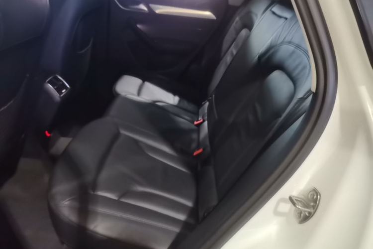 Used Audi Q3 2015 35 TFSI quattro Technology Edition Left Rear Seat