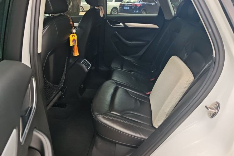 Used Audi Q3 2015 35 TFSI quattro Technology Edition Left Rear Seat