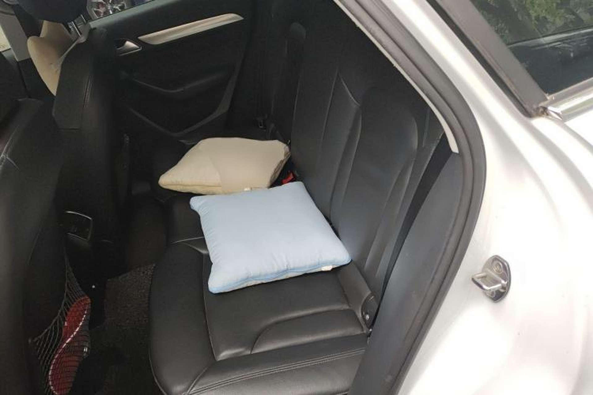 Used Audi Q3 2015 35 TFSI Comfort Model Left Rear Seat