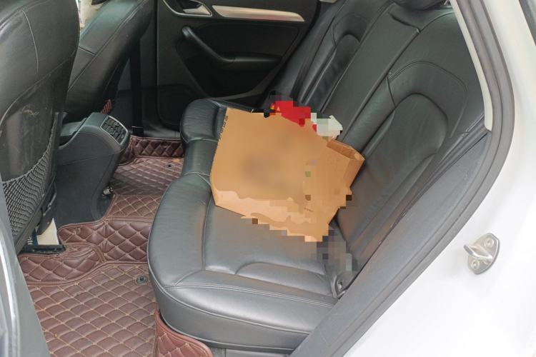 Used Audi Q3 2015 35 TFSI Comfort Model Left Rear Seat