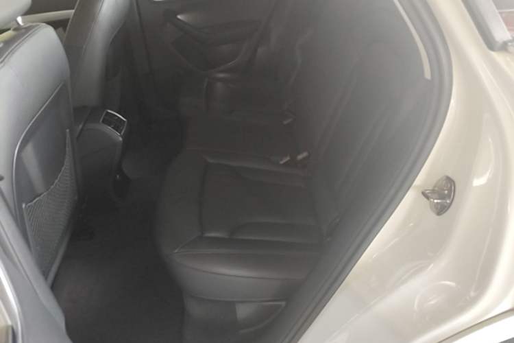 Used Audi Q3 2015 30 TFSI Comfort Model Left Rear Seat
