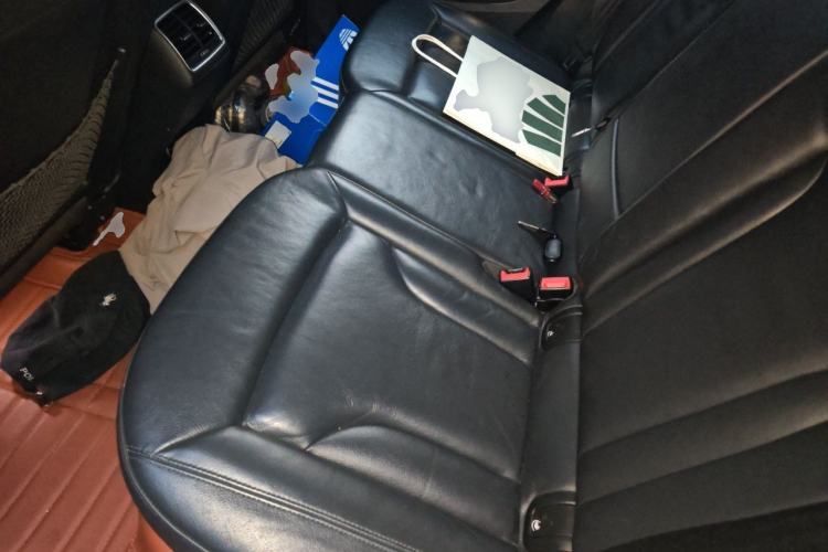 Used Audi Q3 2015 35 TFSI Comfort Model Left Rear Seat