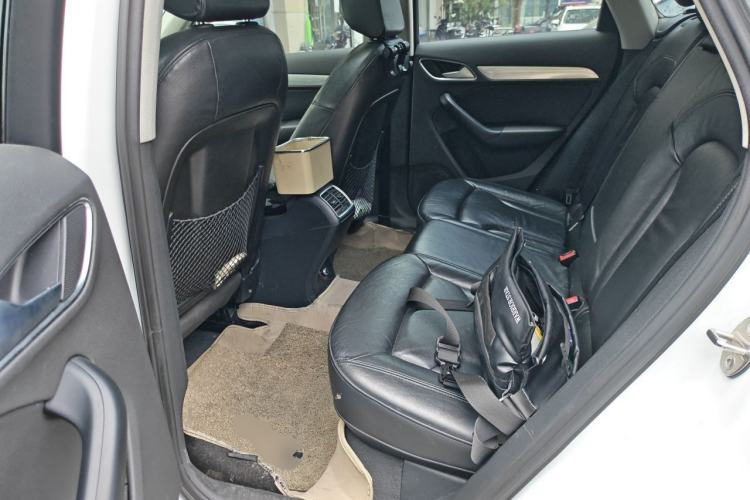 Used Audi Q3 2015 35 TFSI quattro Technology Edition Left Rear Seat